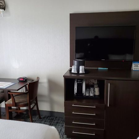 Best Western Hotel Brossard Zewnętrze zdjęcie