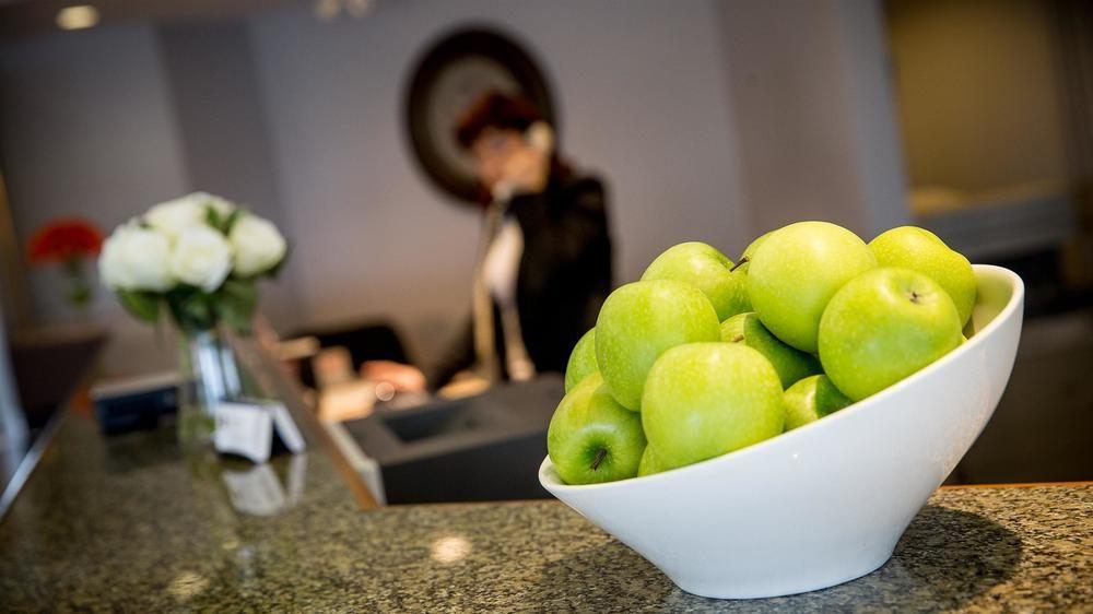 Best Western Hotel Brossard Zewnętrze zdjęcie