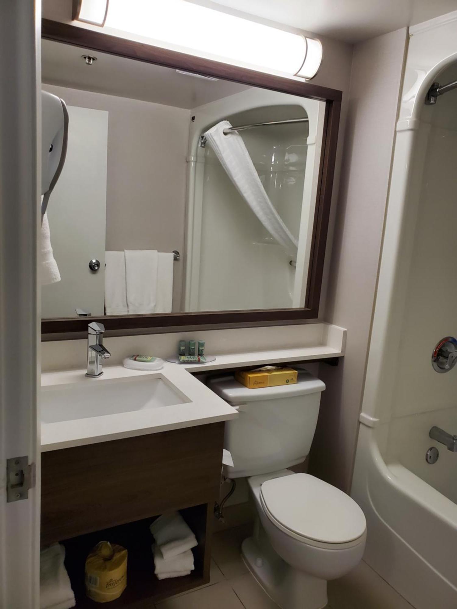 Best Western Hotel Brossard Zewnętrze zdjęcie